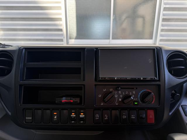 トヨタ バン車|中古トラックの販売・買取・査定のアイナビ