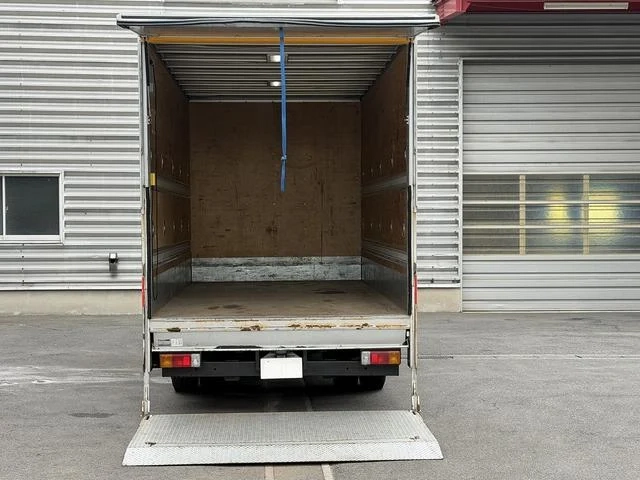 トヨタ バン車|中古トラックの販売・買取・査定のアイナビ
