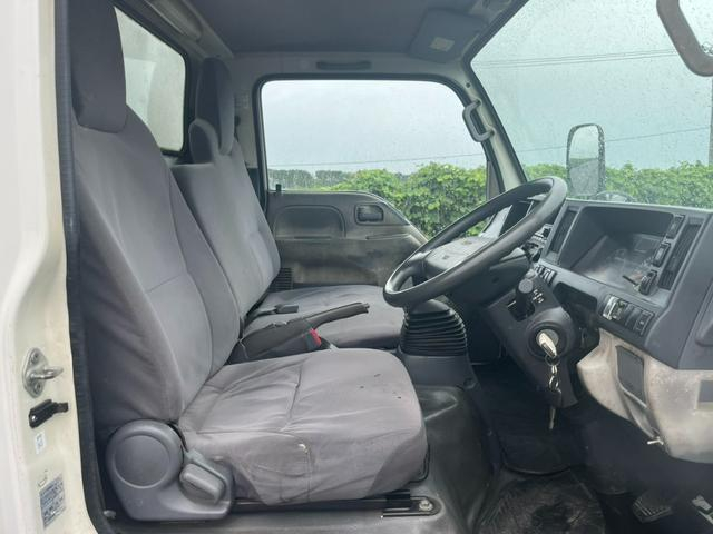 マツダ バン車|中古トラックの販売・買取・査定のアイナビ