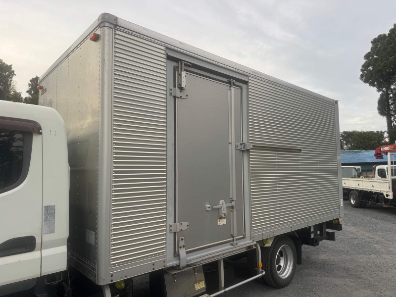 三菱ふそう ウイング車 キャンター|中古トラックの販売・買取・査定のアイナビ
