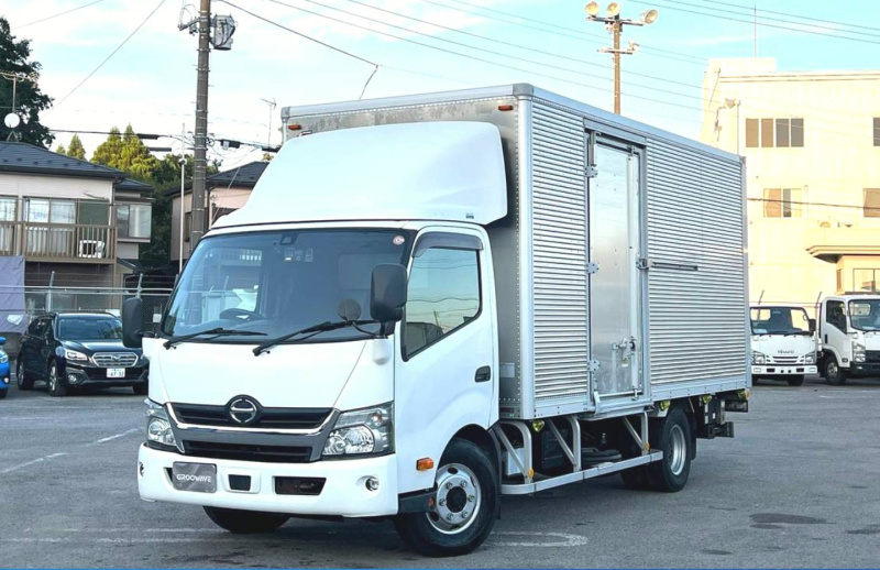 日野 ウイング車 デュトロ|中古トラックの販売・買取・査定のアイナビ