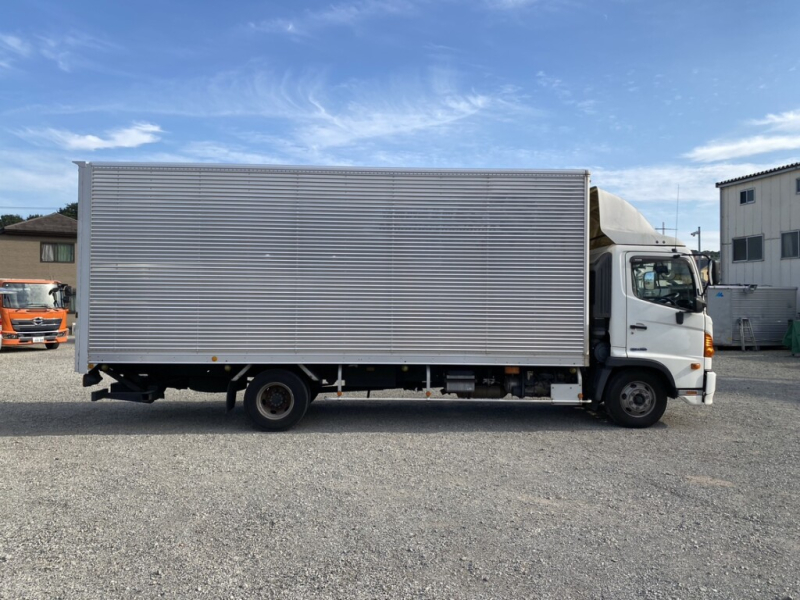 日野 バン車 レンジャー|中古トラックの販売・買取・査定のアイナビ