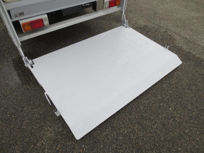 日野 バン車|中古トラックの販売・買取・査定のアイナビ