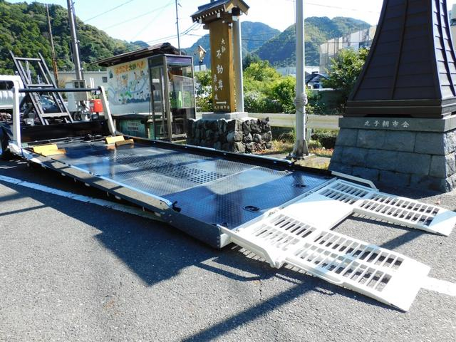 日野 特殊車両 デュトロ|中古トラックの販売・買取・査定のアイナビ