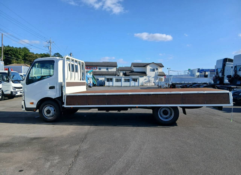日野 平ボディ デュトロ|中古トラックの販売・買取・査定のアイナビ