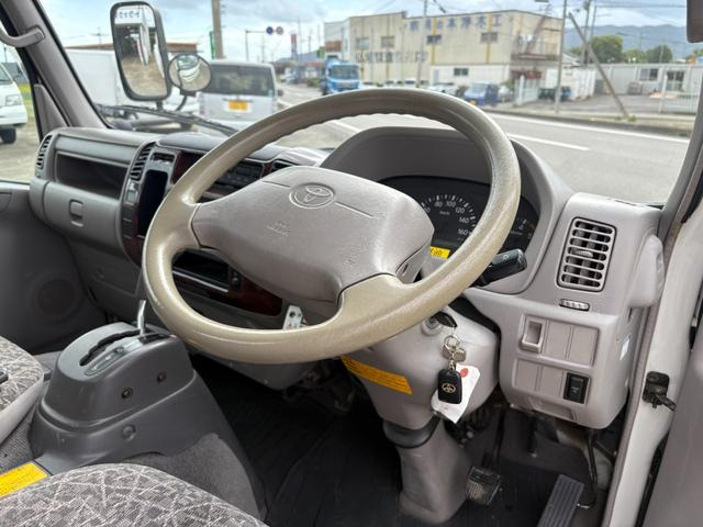 トヨタ 平ボディ|中古トラックの販売・買取・査定のアイナビ