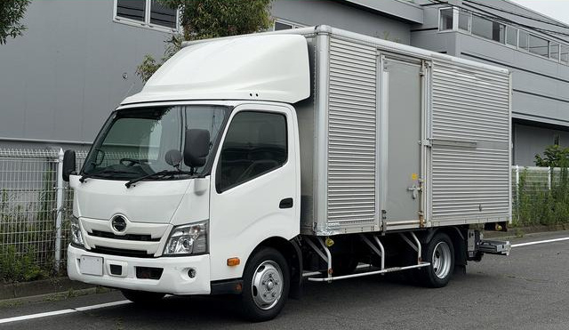 日野 バン車 デュトロ|中古トラックの販売・買取・査定のアイナビ
