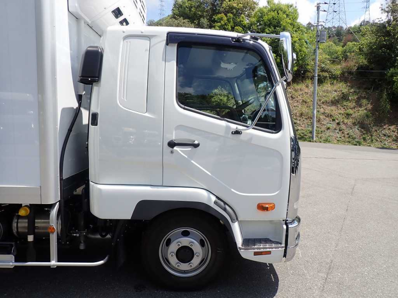三菱ふそう 冷凍バン|中古トラックの販売・買取・査定のアイナビ