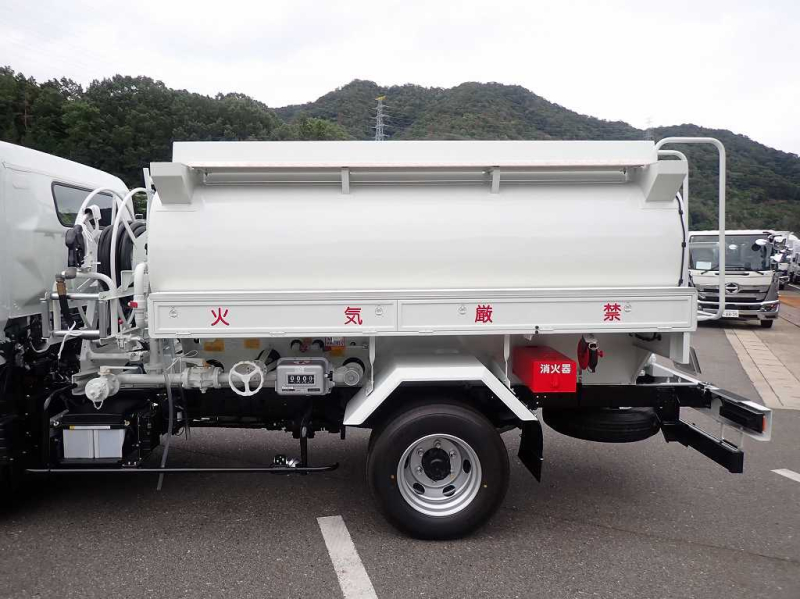 三菱ふそう 特殊車両|中古トラックの販売・買取・査定のアイナビ