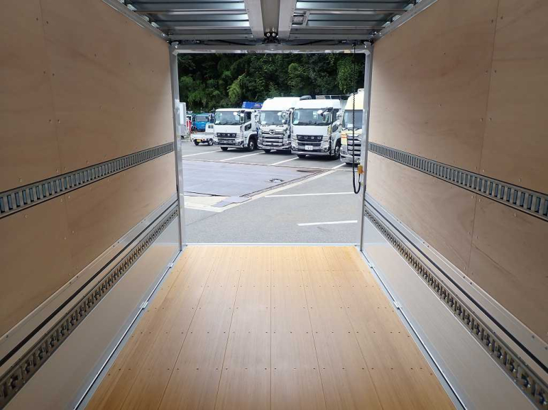 日野 ウイング車|中古トラックの販売・買取・査定のアイナビ