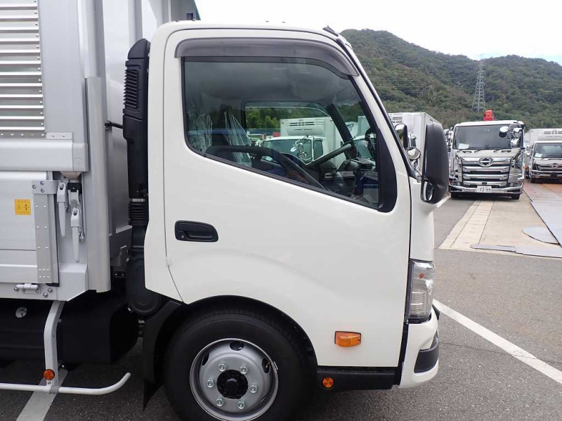 日野 ウイング車|中古トラックの販売・買取・査定のアイナビ