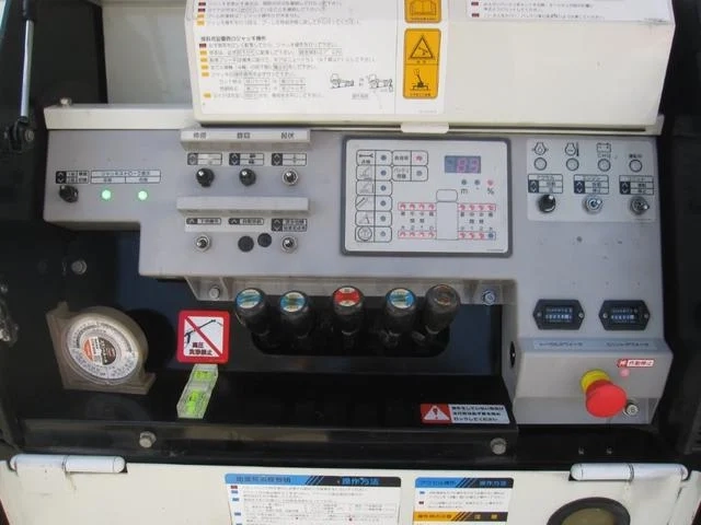 いすゞ 特殊車両|中古トラックの販売・買取・査定のアイナビ