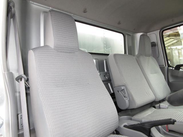 トヨタ バン車|中古トラックの販売・買取・査定のアイナビ