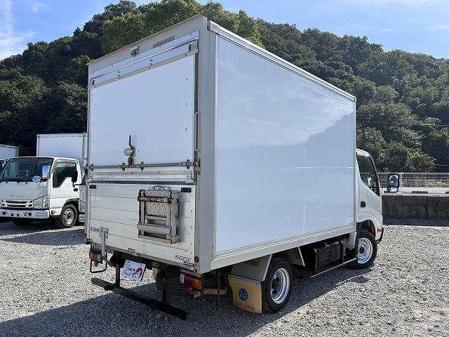 トヨタ バン車|中古トラックの販売・買取・査定のアイナビ