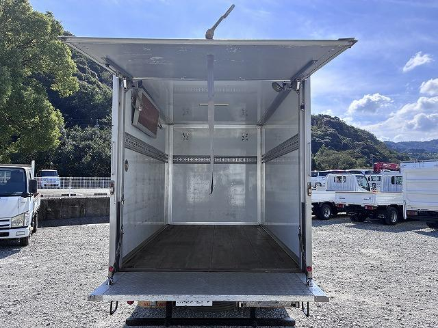 トヨタ バン車|中古トラックの販売・買取・査定のアイナビ