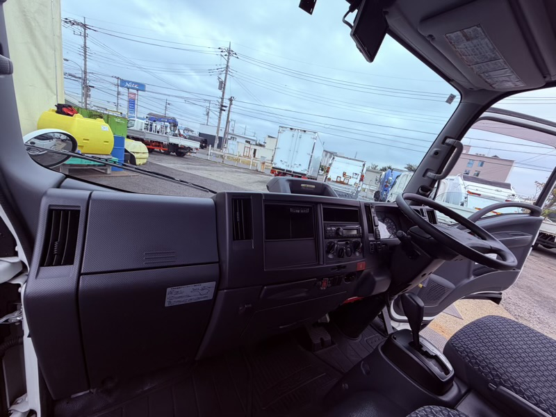 エルフ|中古トラックの販売・買取・査定のアイナビ