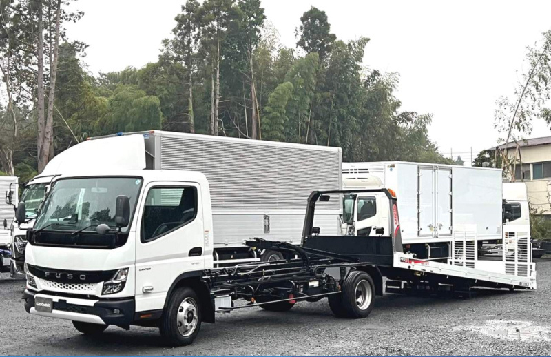 三菱ふそう 特殊車両 キャンター|中古トラックの販売・買取・査定のアイナビ