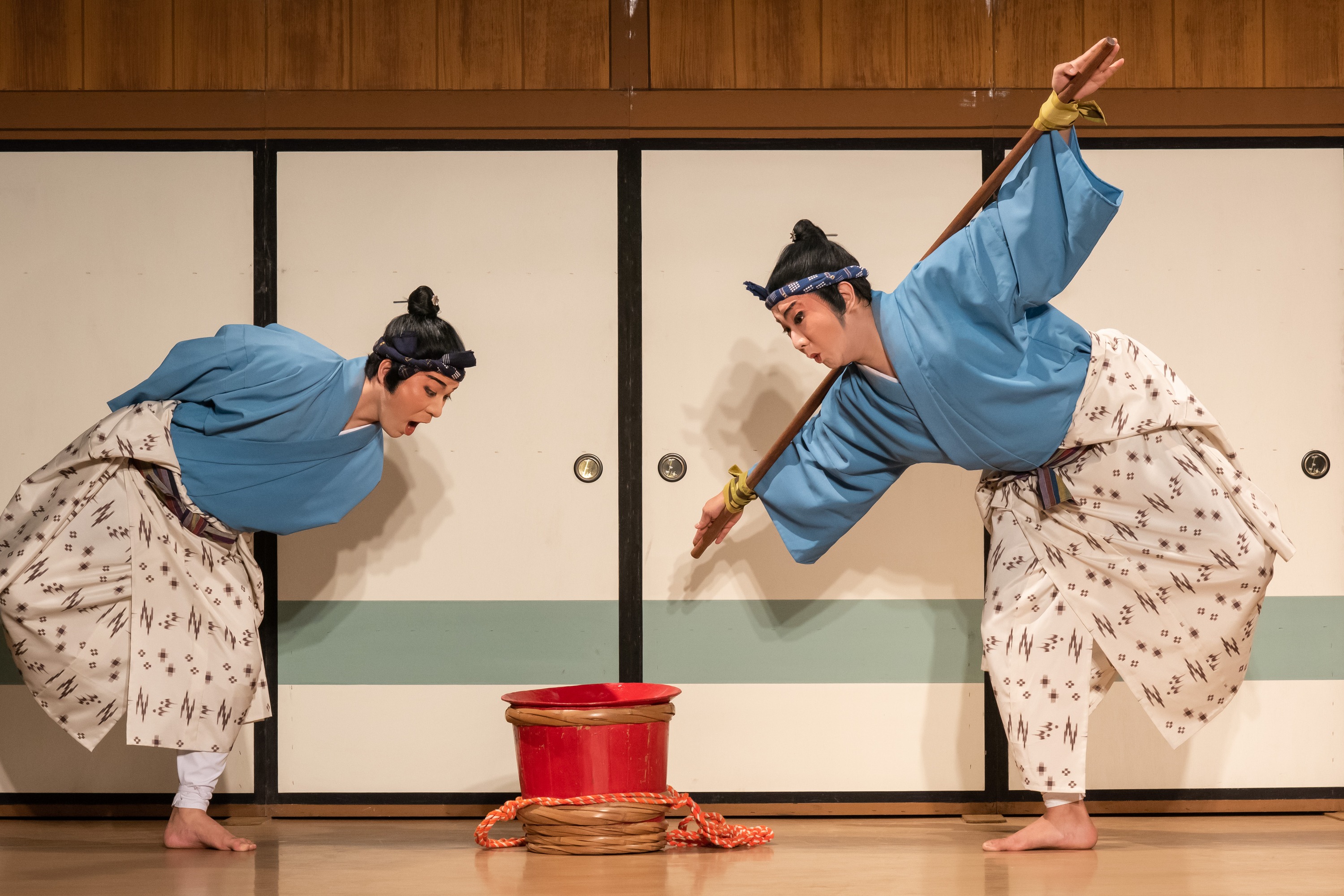 沖縄芝居（喜劇）多言語ガイド付き定期公演｜那覇・県庁前駅徒歩3分・約60分