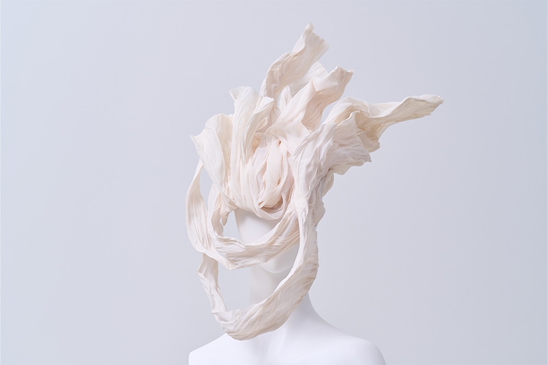 KAI Hat & Head-piece Competition 2025」大倉小枝さんの『流動』が最