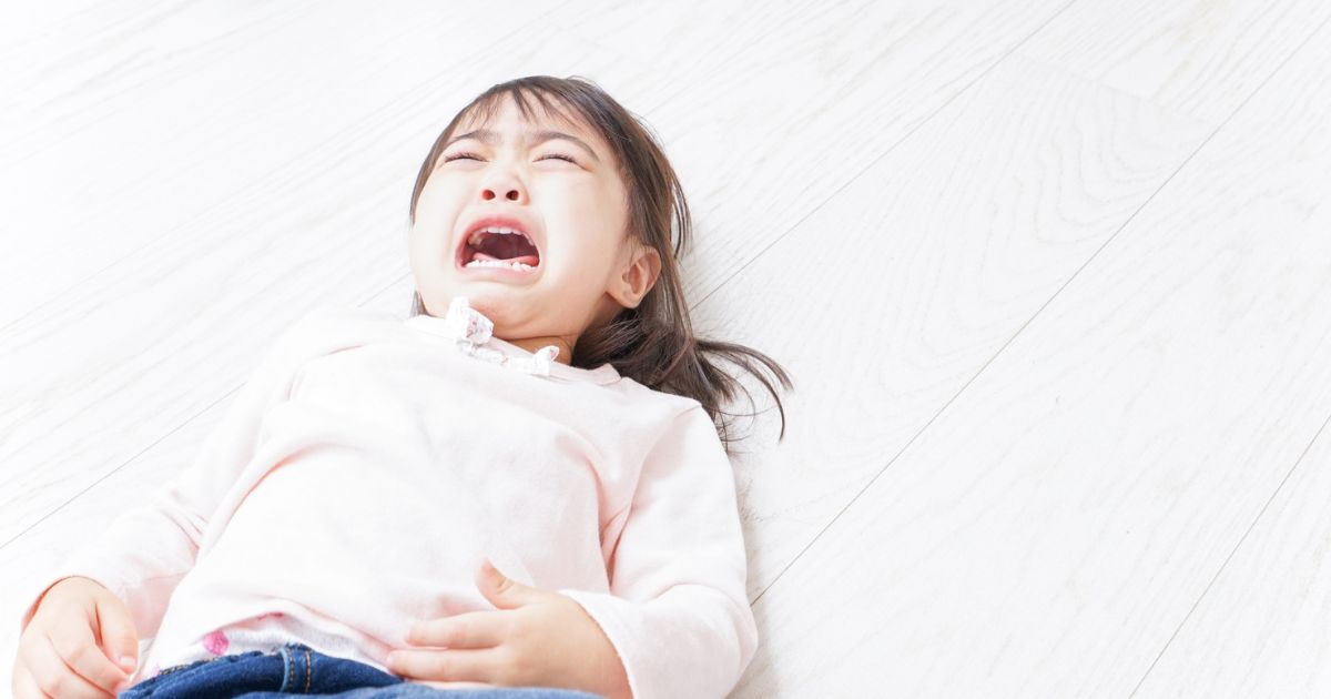 泣いている子ども