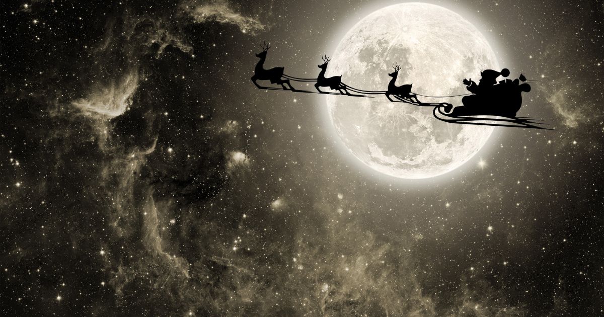 空を走るサンタ