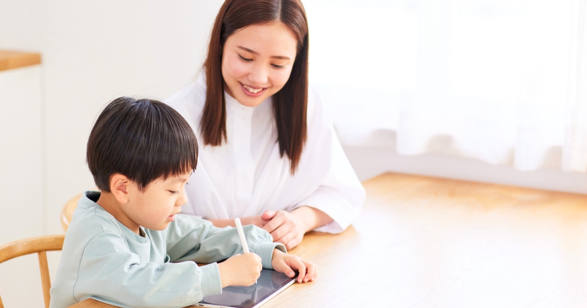 我慢じゃなかった。モンテッソーリで見守れる親が、本当にしていること