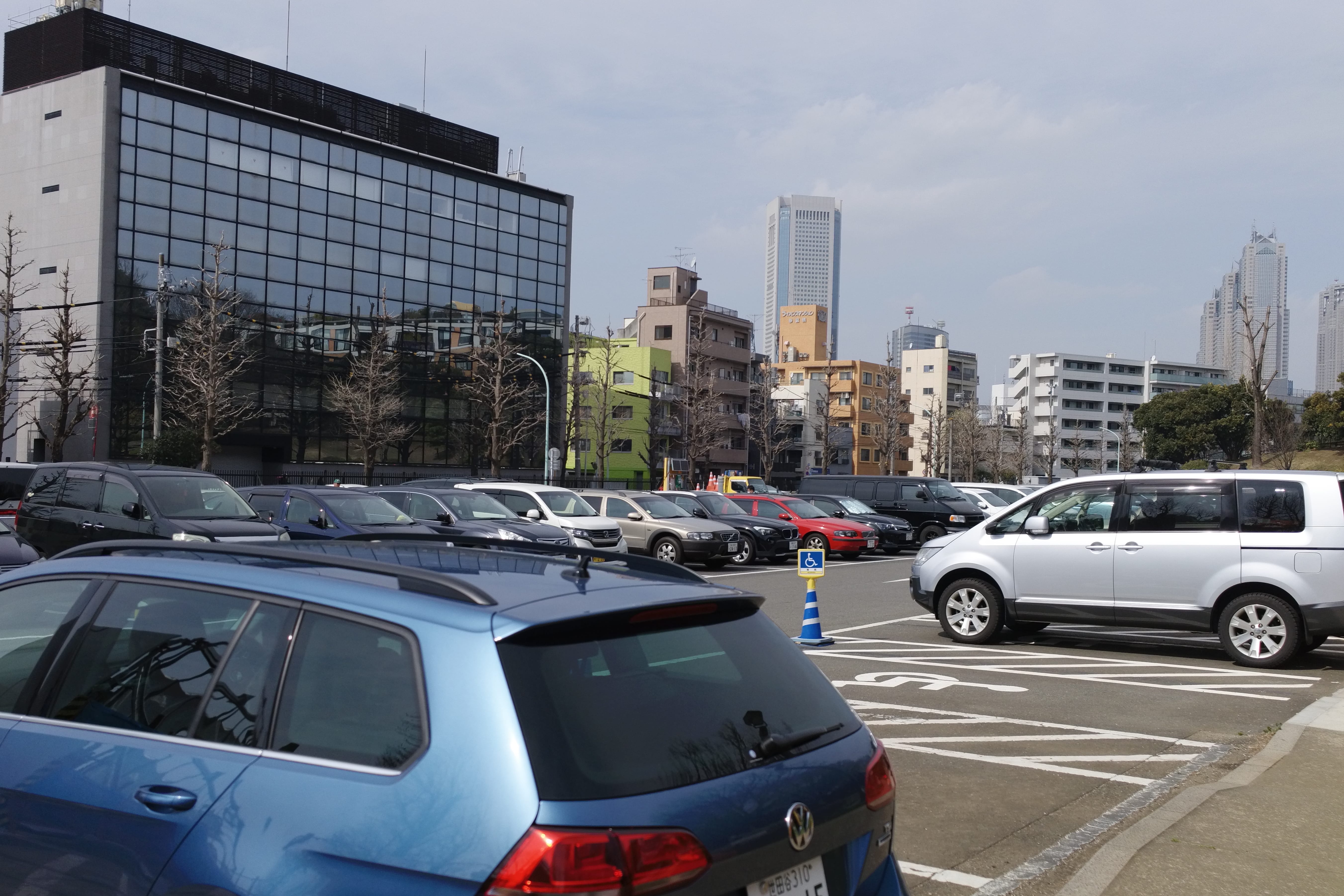 代々木公園駐車場