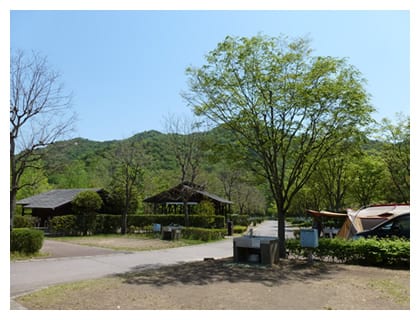 西脇市日本のへそ日時計の丘公園オートキャンプ場