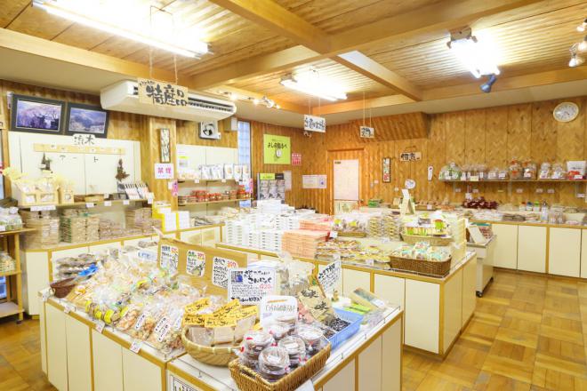 道の駅 杉の湯 川上 写真2