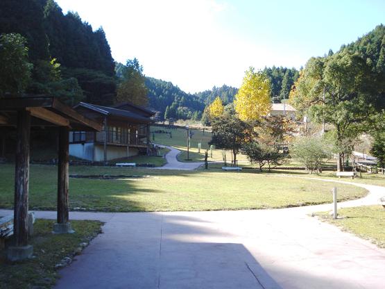 津市錫杖湖畔キャンプ場 写真2