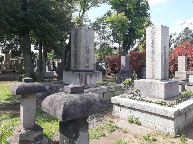 谷中霊園