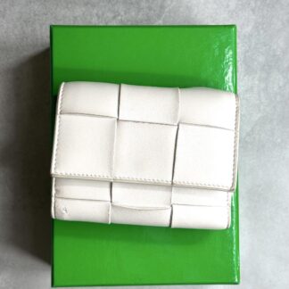BOTTEGA VENETA ボッテガヴェネタ / カセットトリフォールドジップウォレット