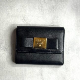 PRADA プラダ / サフィアーノフィオッココンパクトウォレット