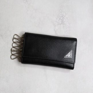 PRADA プラダ / サフィアーノトライアングルキーケース