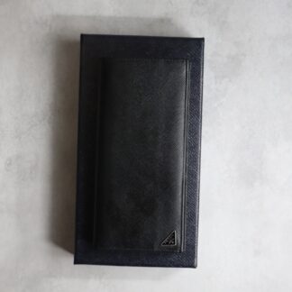 PRADA プラダ / サフィアーノトライアングルロングウォレット