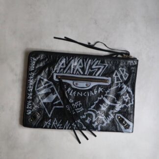 BALENCIAGA バレンシアガ / グラフィティクラシックポーチ