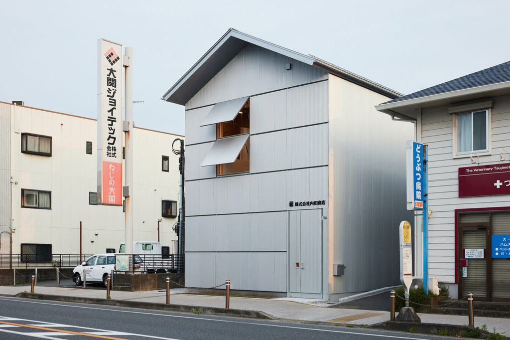 Street front with the windows closed