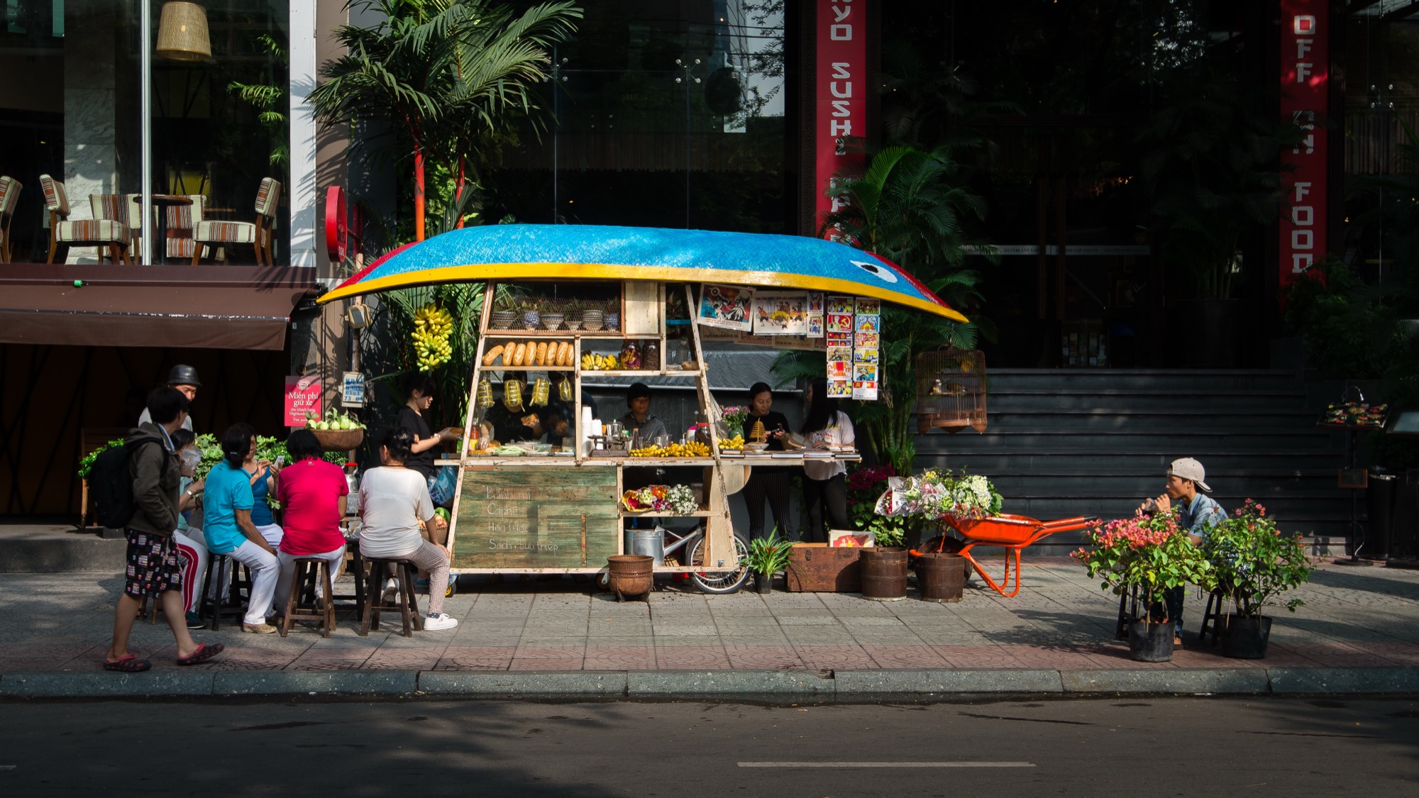 Good Morning Saigon mobile vending cart on Nguyen Hue Boulevard