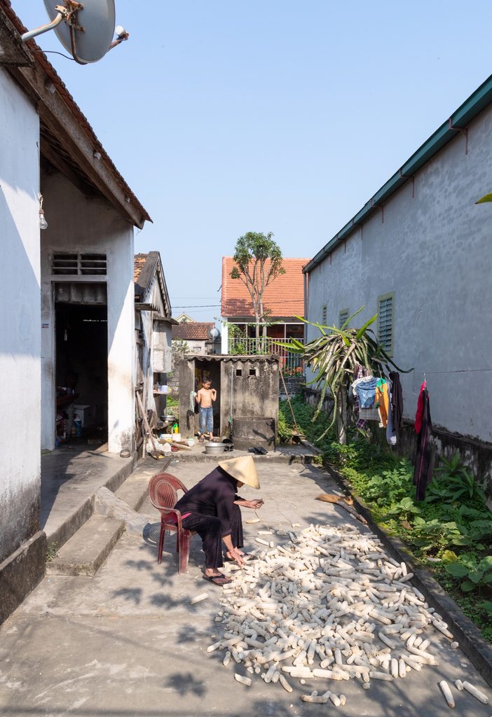 3gian House by Nguyen Khac Phuoc Architects, view 14