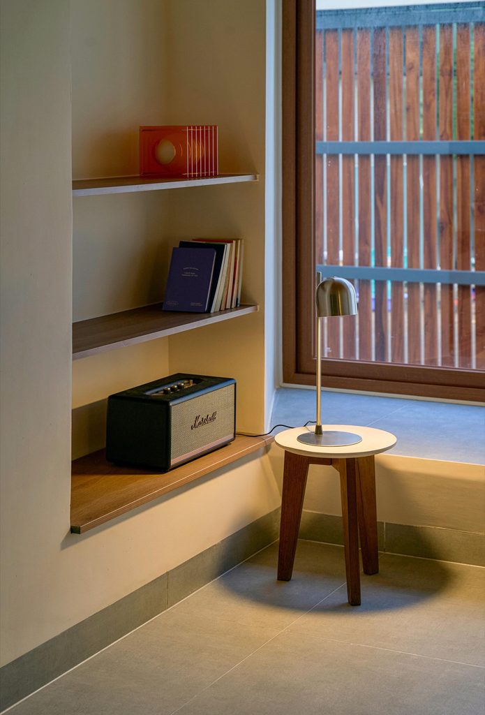 Built-in shelves and a reading corner