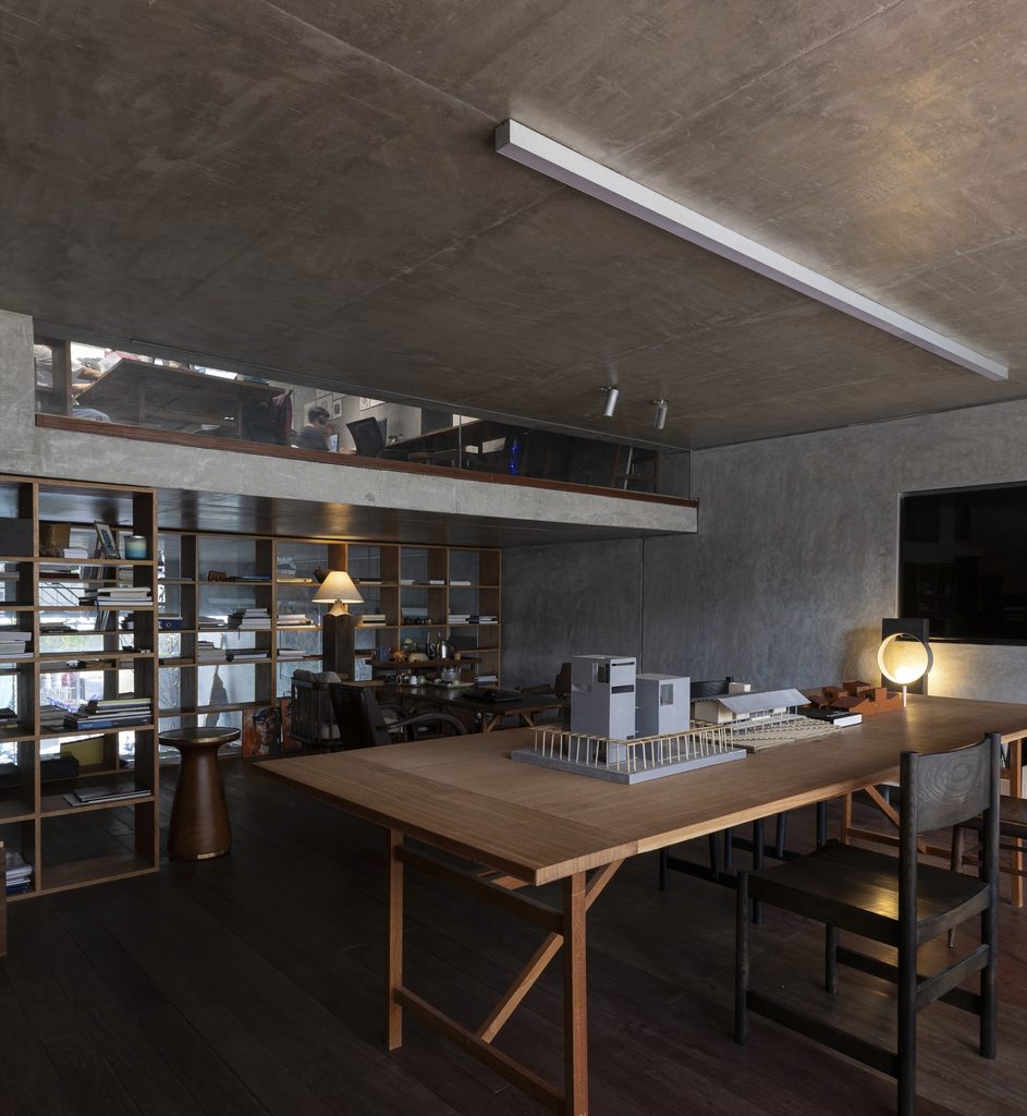 Work tables under a linear light