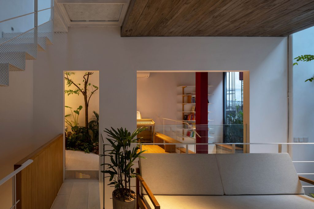 Interior void connecting the kitchen and upper rooms