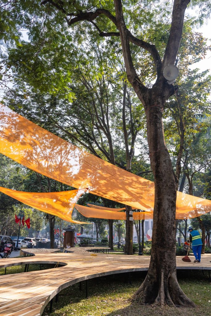 A canopy stretched from a large tree trunk