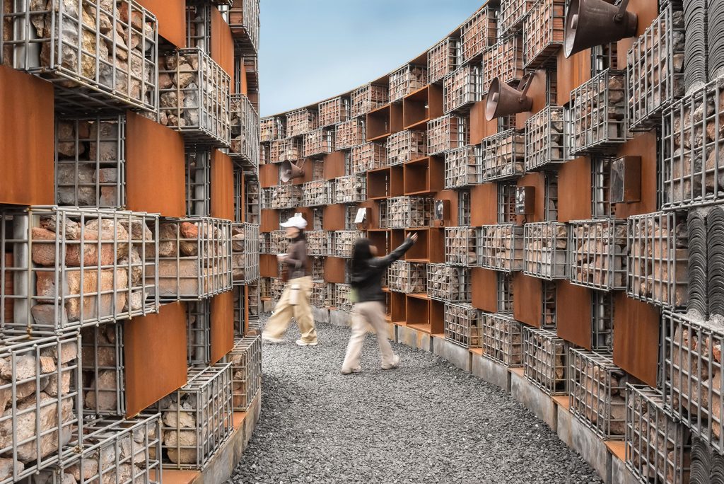 Passage through the circular gabion walls