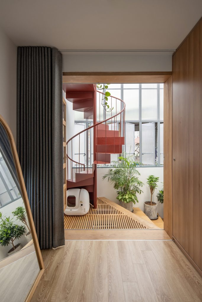 Room opening towards the red spiral stair