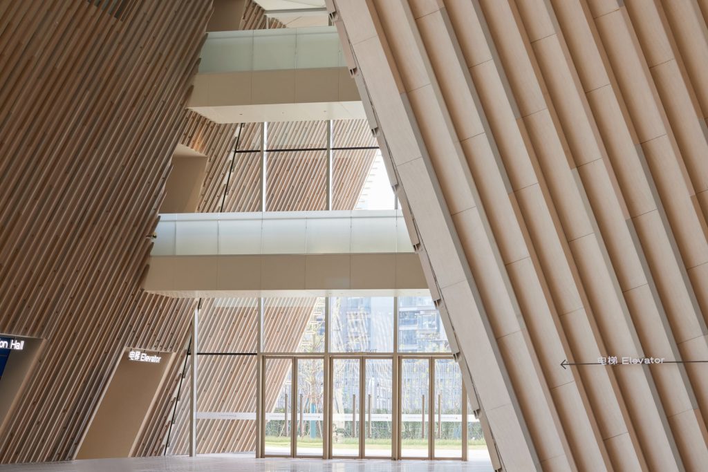 Foyer behind the double-skin facade