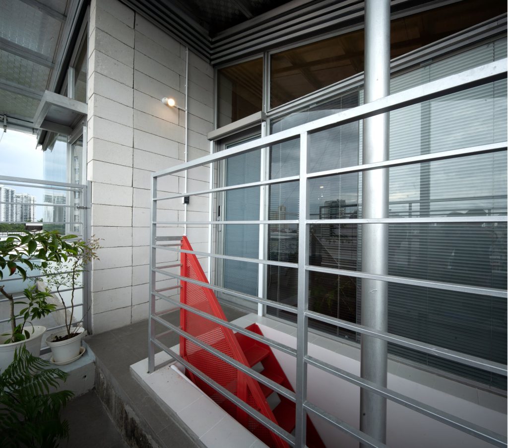 Room Above by scale50, Ho Chi Minh City, balcony with steel railing and glazing