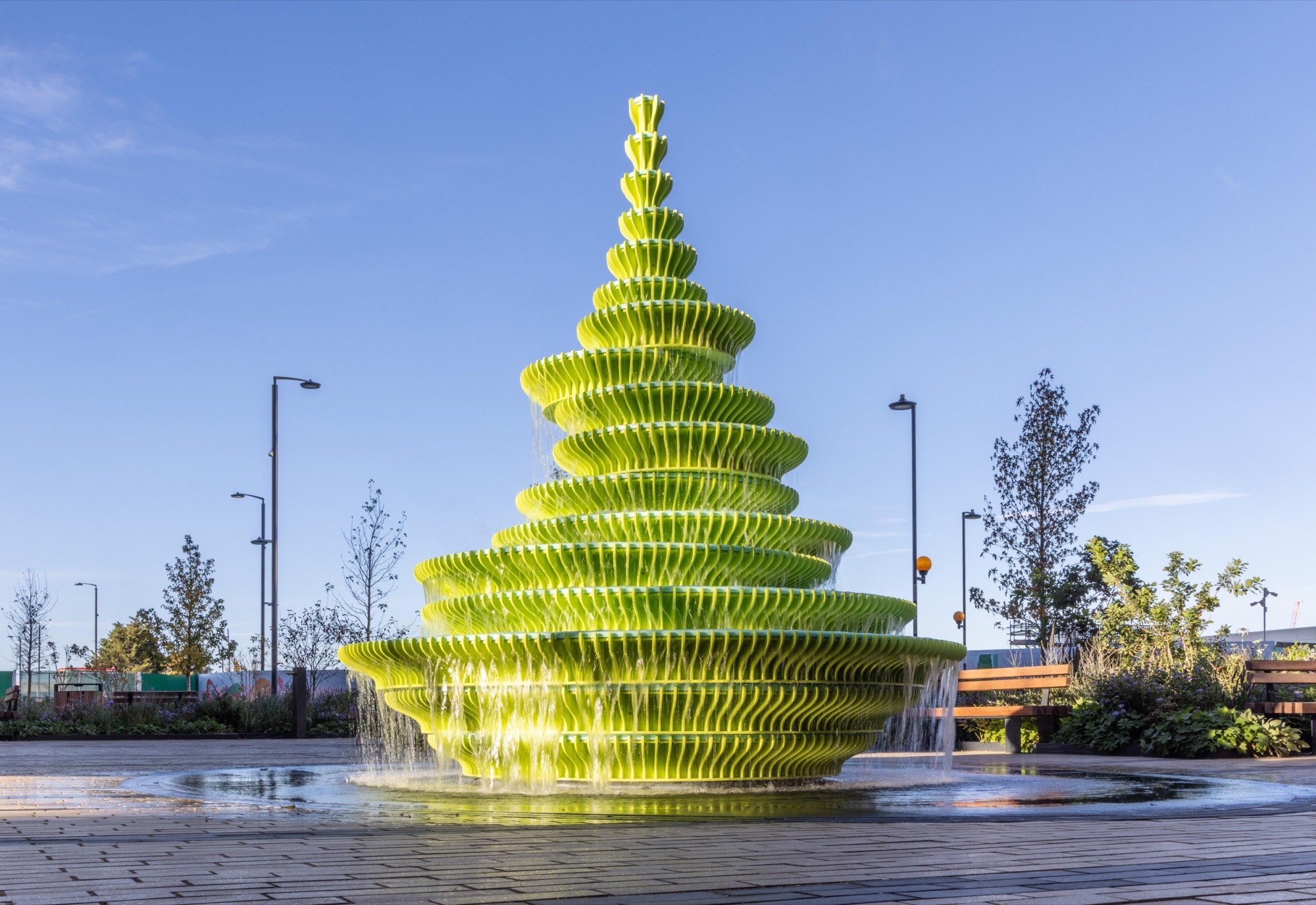 The Fountain: A Contemporary Civic Landmark in Motion