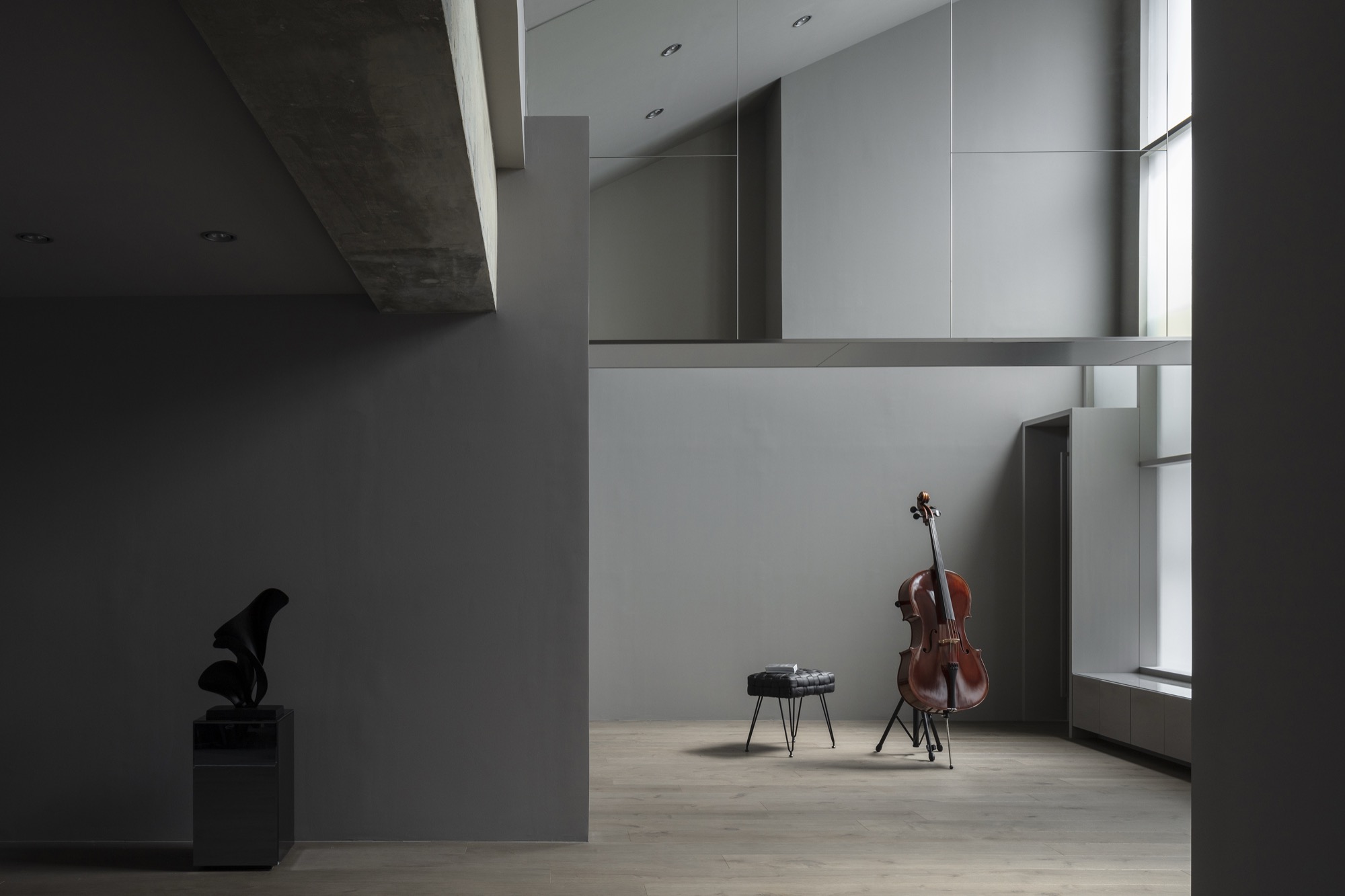 Tokyo penthouse renovation introduces glowing frosted glass walls