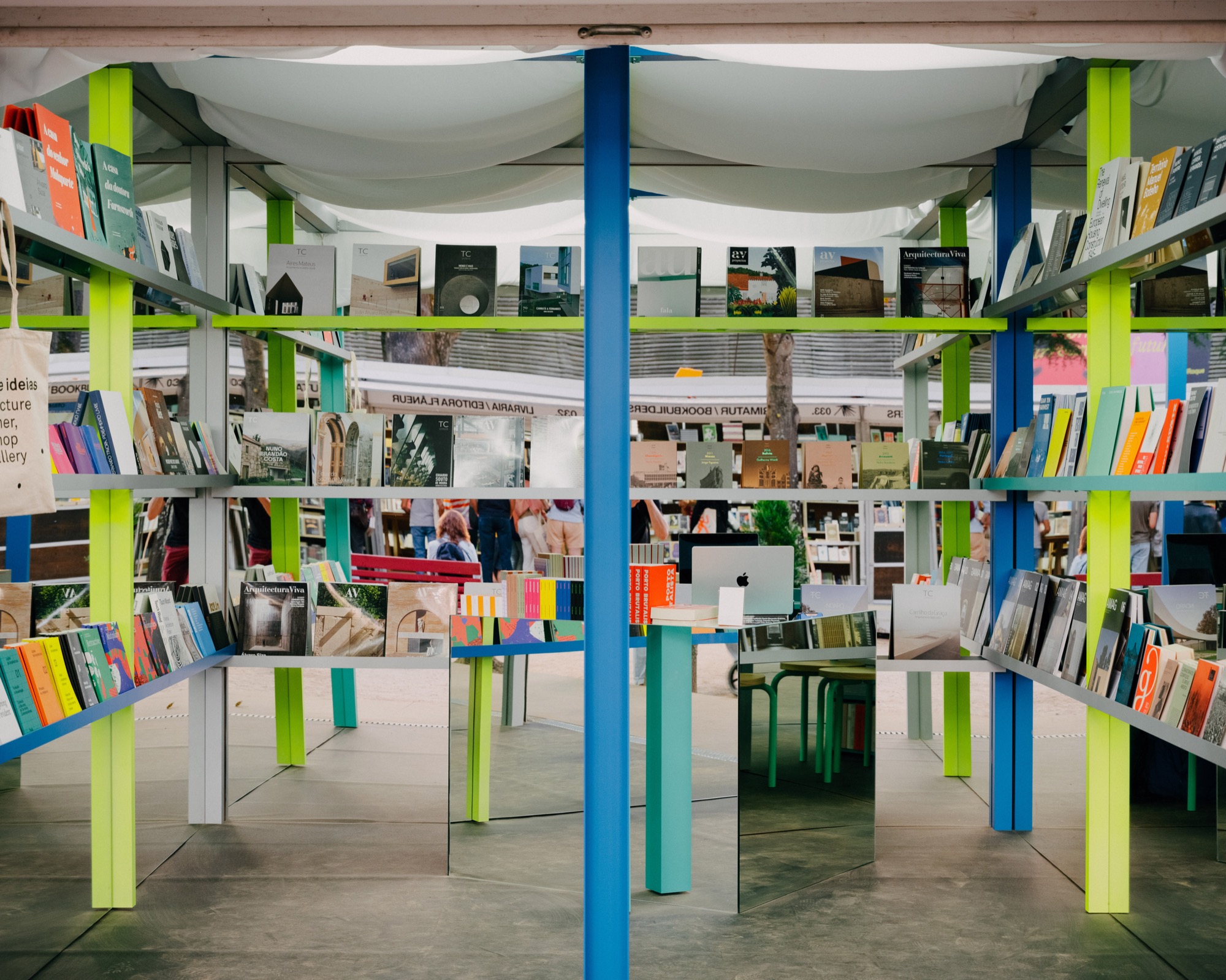Fala builds mirrored stand for Circo de Ideias book fair in Porto